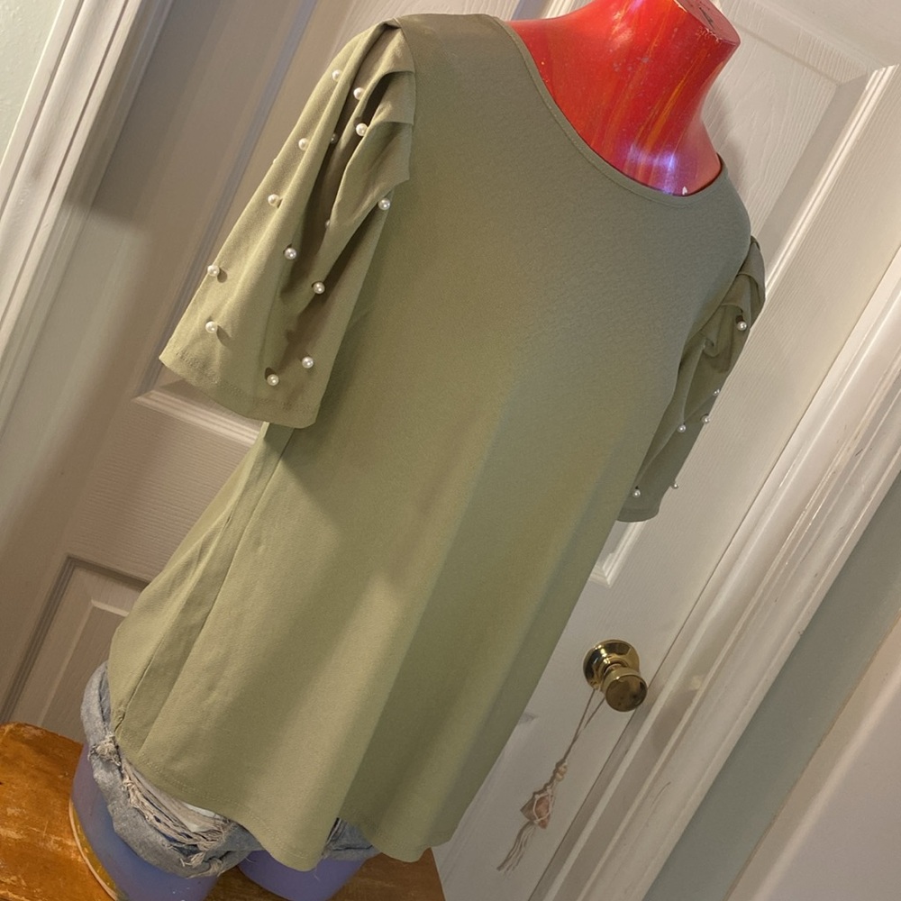 A Love Story Green Pearl Embellished Blouse - Picture 8 of 13